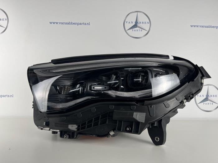 Phare gauche d'un Mercedes E-Klasse, -, 3 mois de garantie, Utilisé, -