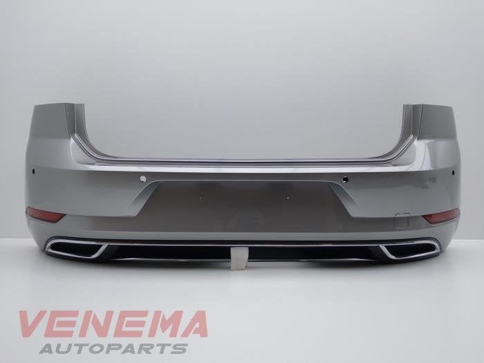 Pare-chocs arrière d'un Volkswagen Golf (LB7W), Volkswagen, Utilisé, -, -