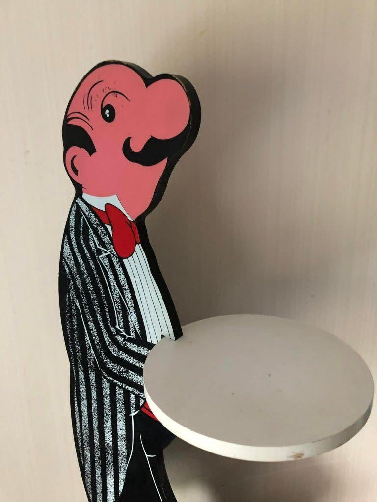Vintage Retro Ontwerp: Butler "James", Enlèvement