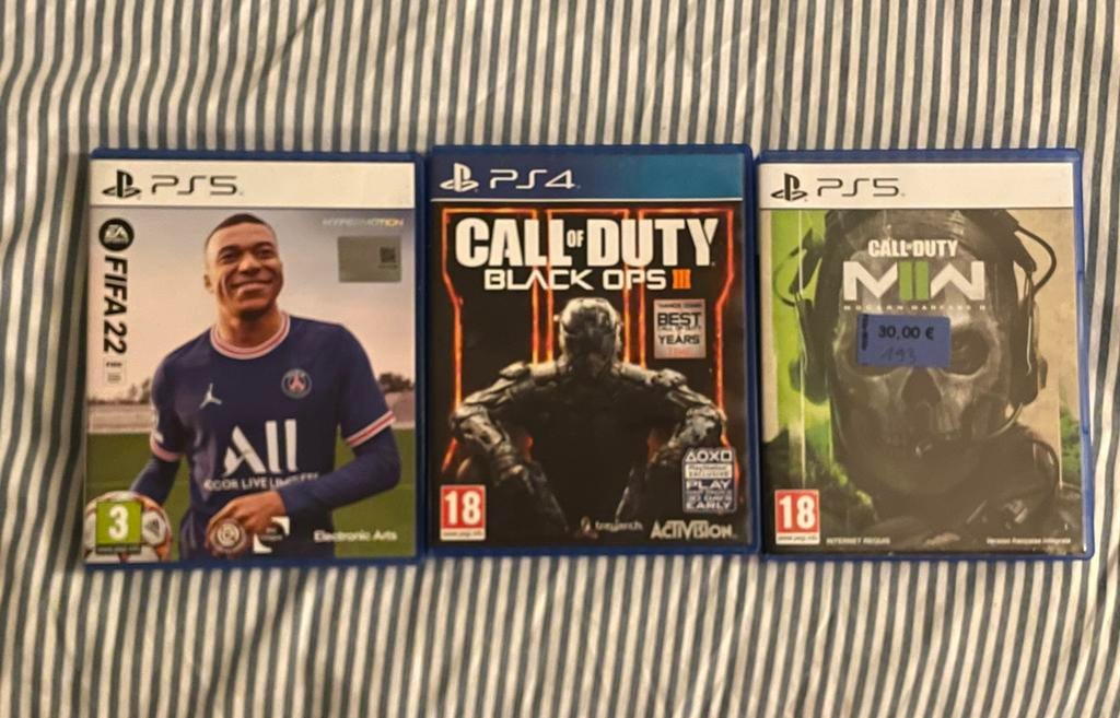 FIFA22 (ps5) | Call of Duty BO3 (ps4) | Call of Duty (ps5), Ophalen, Zo goed als nieuw
