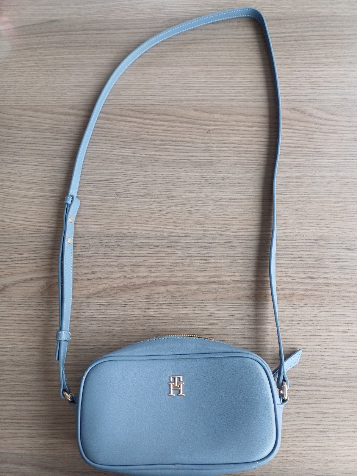 Tommy Hilfiger schoudertas, Ophalen of Verzenden, Zo goed als nieuw, Blauw