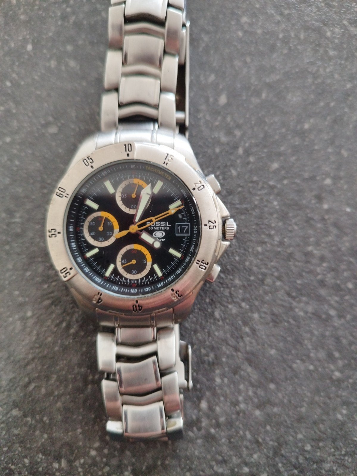 montre Fossil, Enlèvement, Fossil