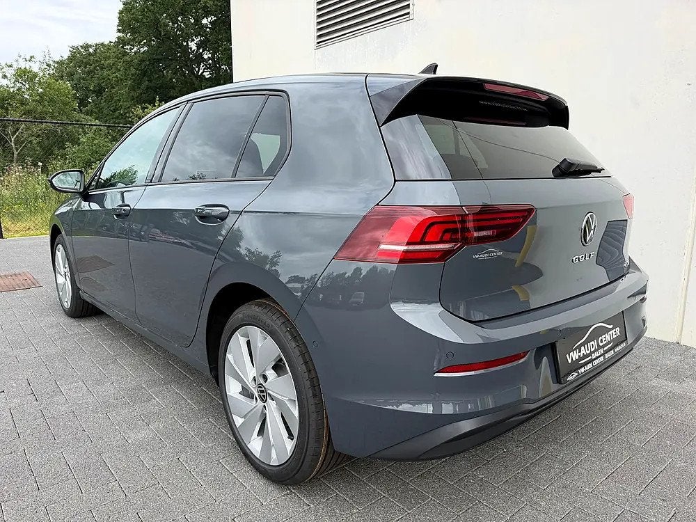 Volkswagen Golf 1.5eTSI 115PK DSG UNITED -NIEUW-, Neuf, Argent ou Gris, Achat, Entreprise