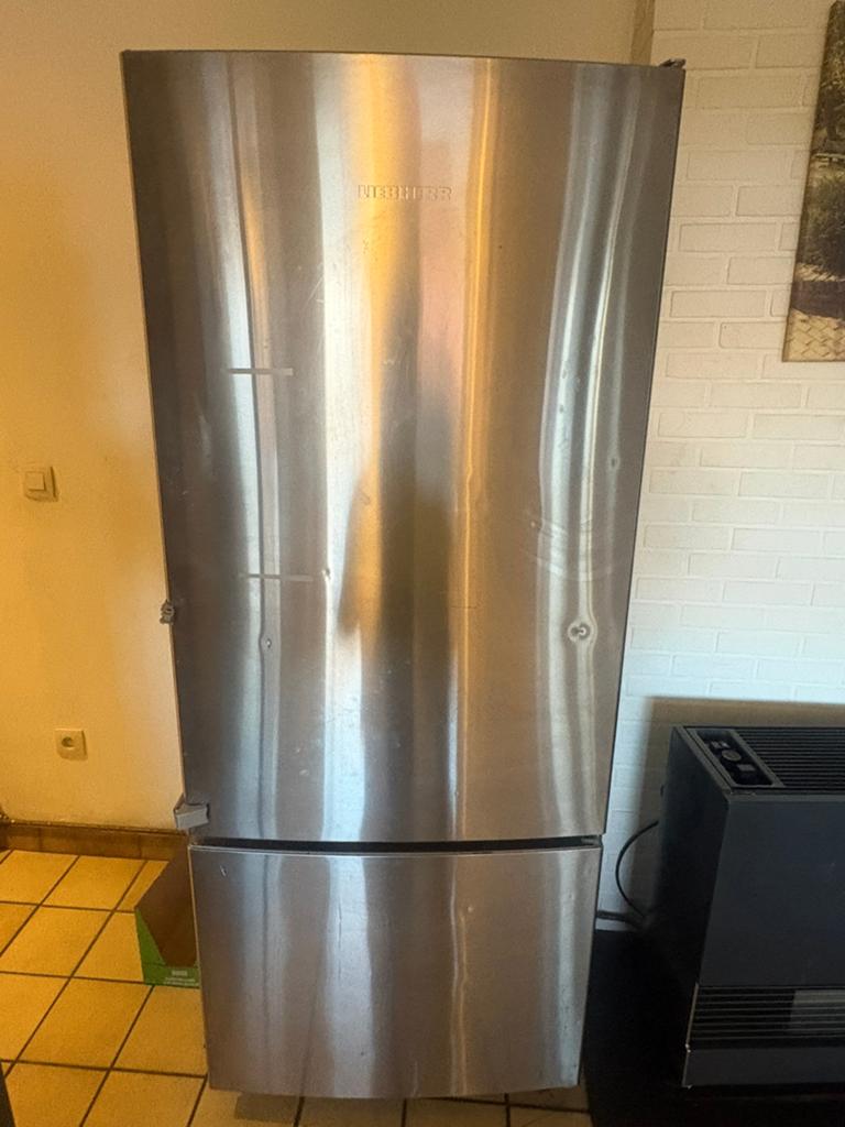 grote liebherr frigo met ijskast, Elektronische apparatuur, Koelkasten en IJskasten, Ophalen, Zo goed als nieuw