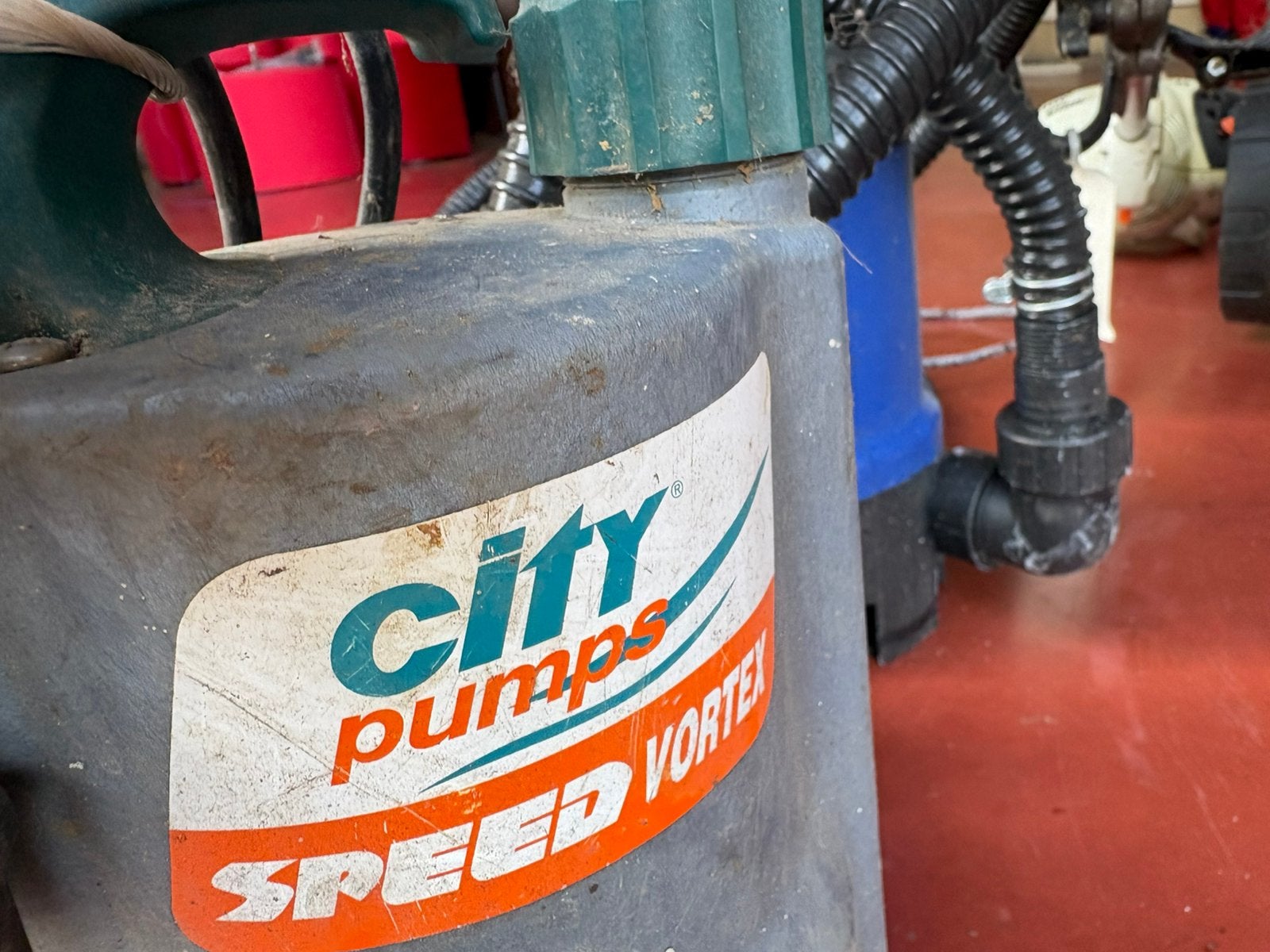 Dompelpomp city pumps, Ophalen, Dompelpomp