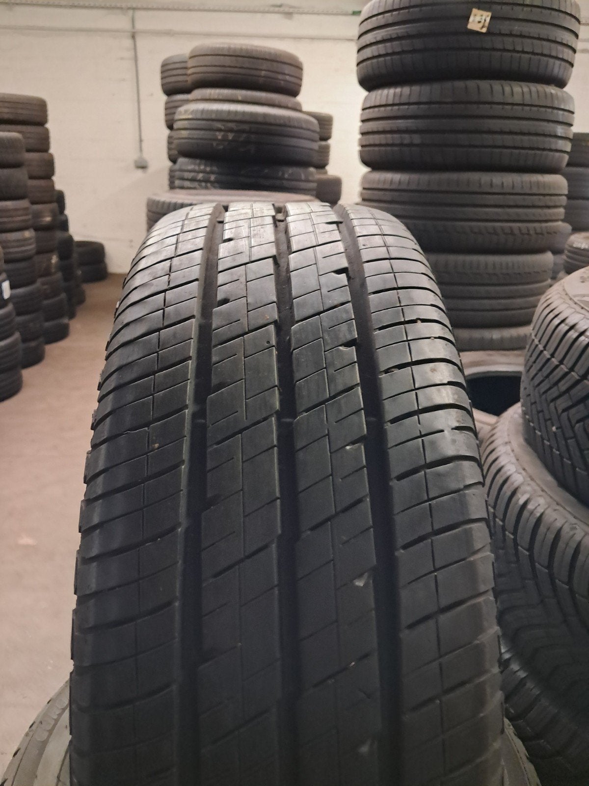 21565r15c 215 65 r15c 215/65/r15c Continental demmont (Leasi