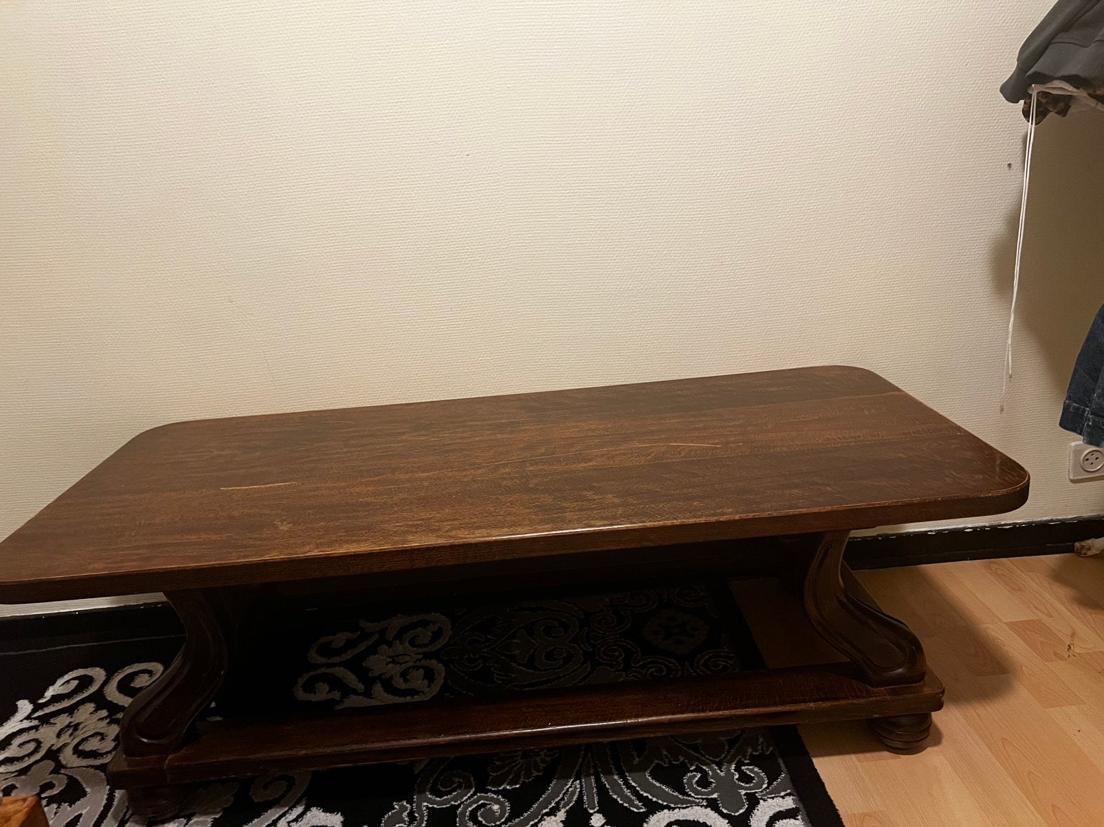 Saloon tafel, Ophalen, Zo goed als nieuw