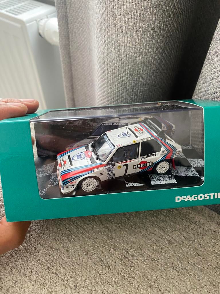 Lancia Delta S4 Rally van Monte Carlo 1986, Hobby en Vrije tijd, Ophalen of Verzenden, Zo goed als nieuw