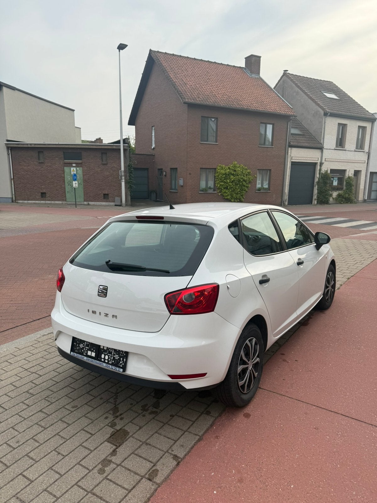 TE KOOP: Seat ibiza (2017)- 65k Km!- BLEUTOOTH EN AIRCO, USB, Bedrijf, Handgeschakeld, 5 deurs