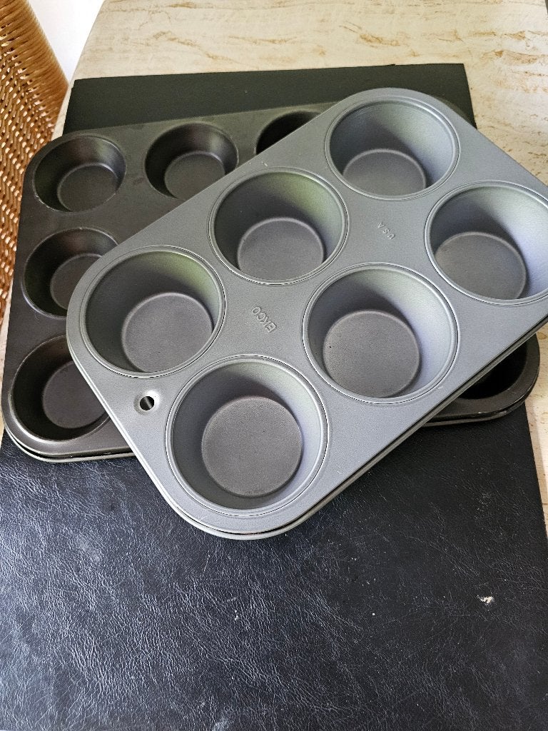 LOT DE 2 MOULES A CAKES, Enlèvement, Neuf, Cupcakes, Moule