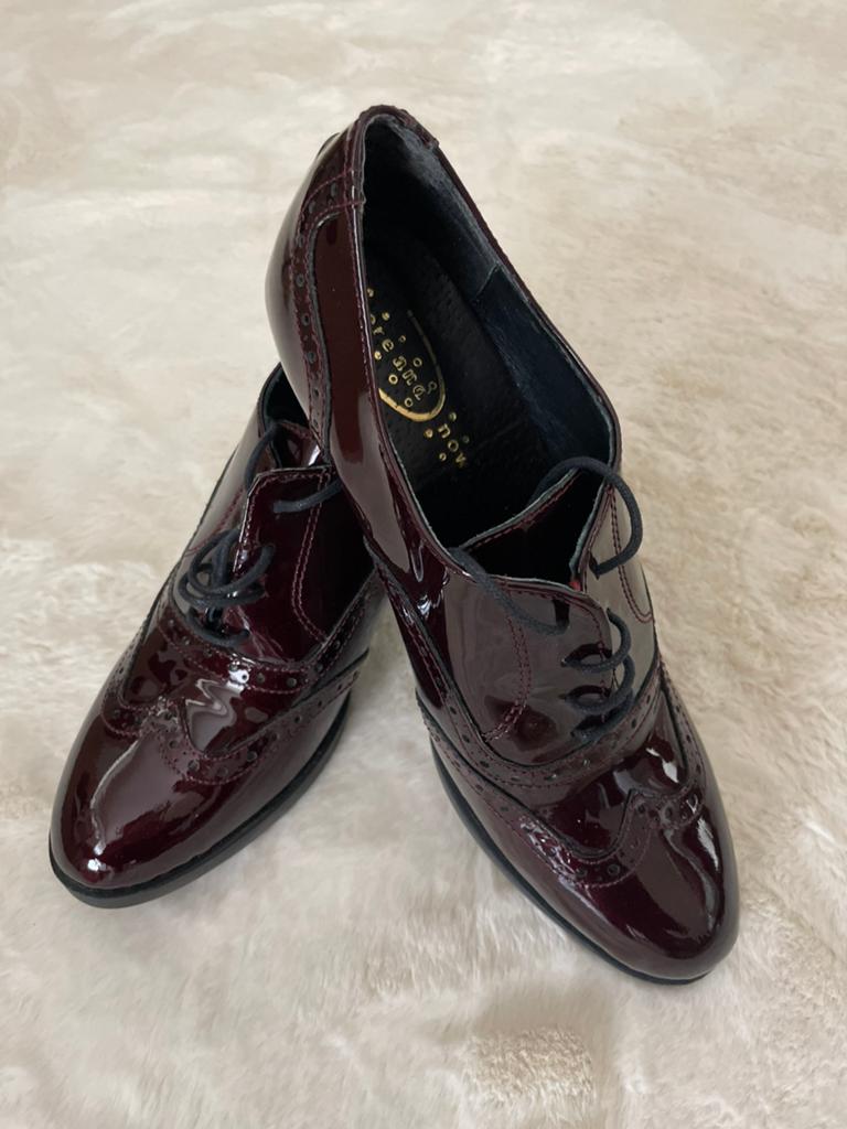 Bordeaux lak hakschoenen, Ophalen of Verzenden, Zo goed als nieuw
