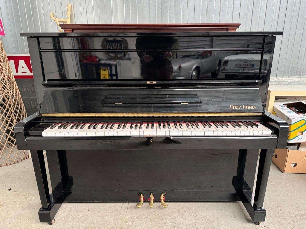 Piano Toyo - Neuf - 3000€, Musique & Instruments, Pianos, Neuf, Piano, Noir, Enlèvement