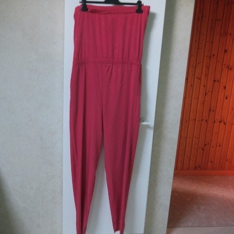 Jumpsuit nieuw donkerrood elast. knooplint Tonala mt M, Kleding | Dames, Jumpsuits, Maat 38/40 (M), Tonala, Nieuw, Ophalen of Verzenden