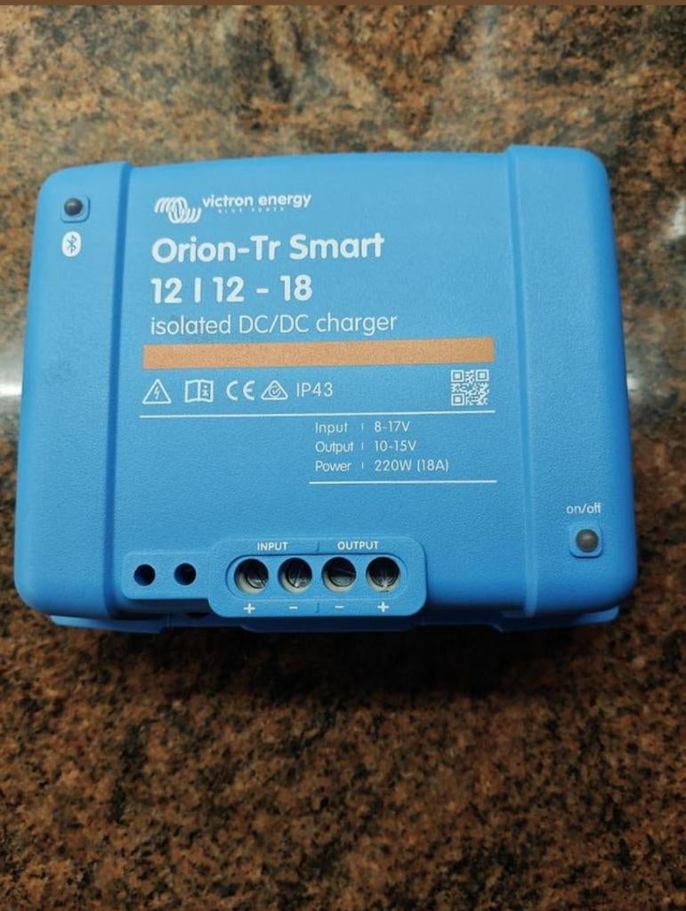 Victron Energy Orion-Tr Smart 12 | 12 - 18  DC-DC acculader., Enlèvement ou Envoi, Comme neuf