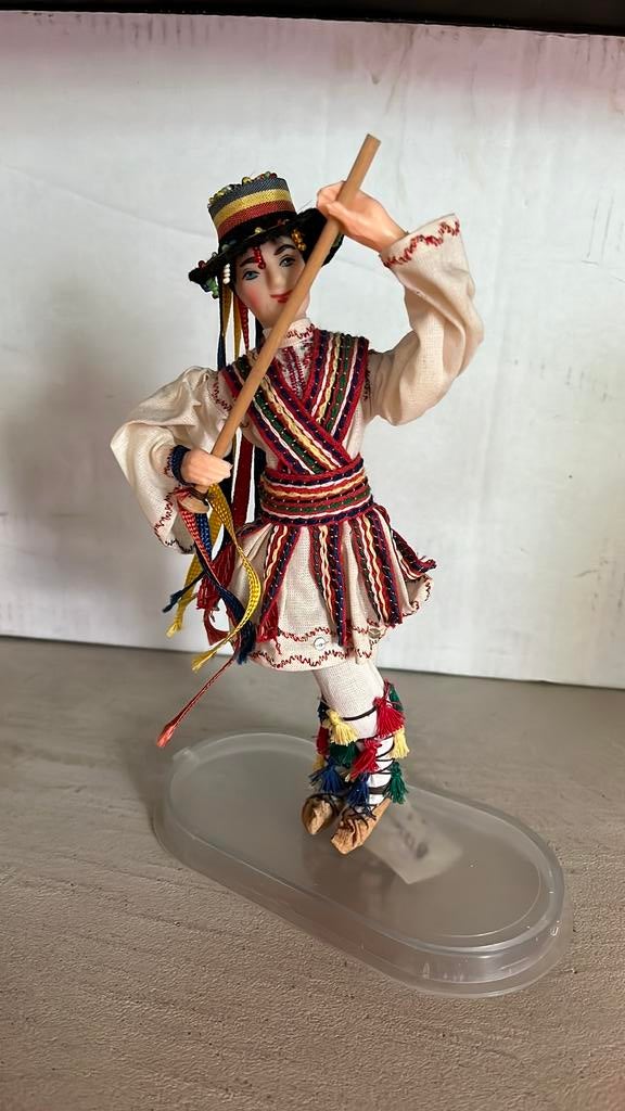 Popje Roemenië, Envoi, Comme neuf