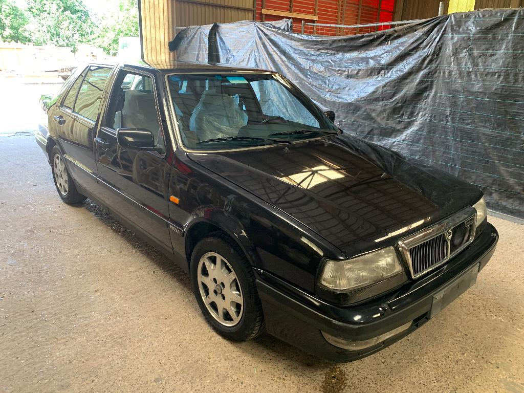 lancia thema 20l 16v 201pk, Voorwielaandrijving, 4 cilinders, Alcantara, Zwart