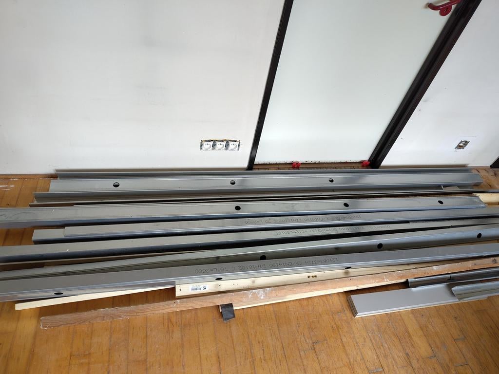 Metalen draadeind V75 (15 stuks) + H75 (2 stuks) NIEUW
Ni, Doe-het-zelf en Bouw, Ophalen