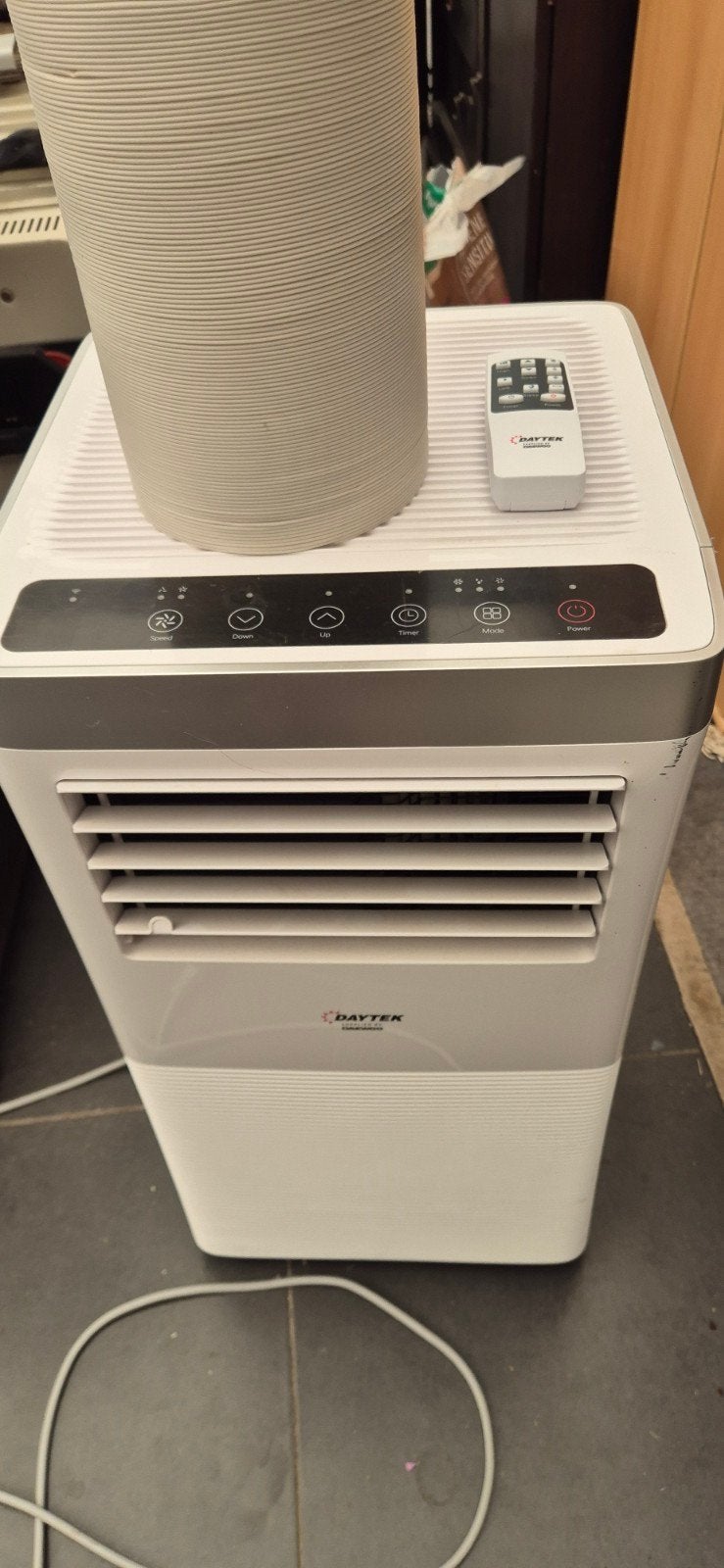 mobiele airco, wit, Ophalen, 2 snelheden, Zo goed als nieuw, Afstandsbediening