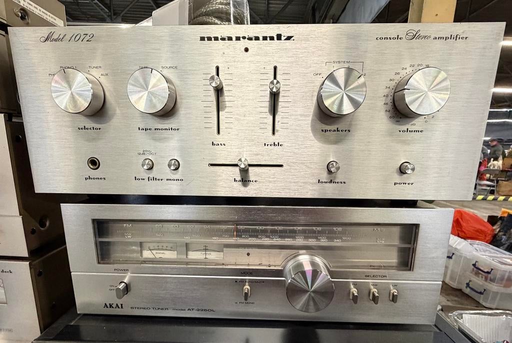 Marantz 1072  Versterker & Akai Stereo Tuner AT-2250L Fm, Enlèvement, Amplificateur