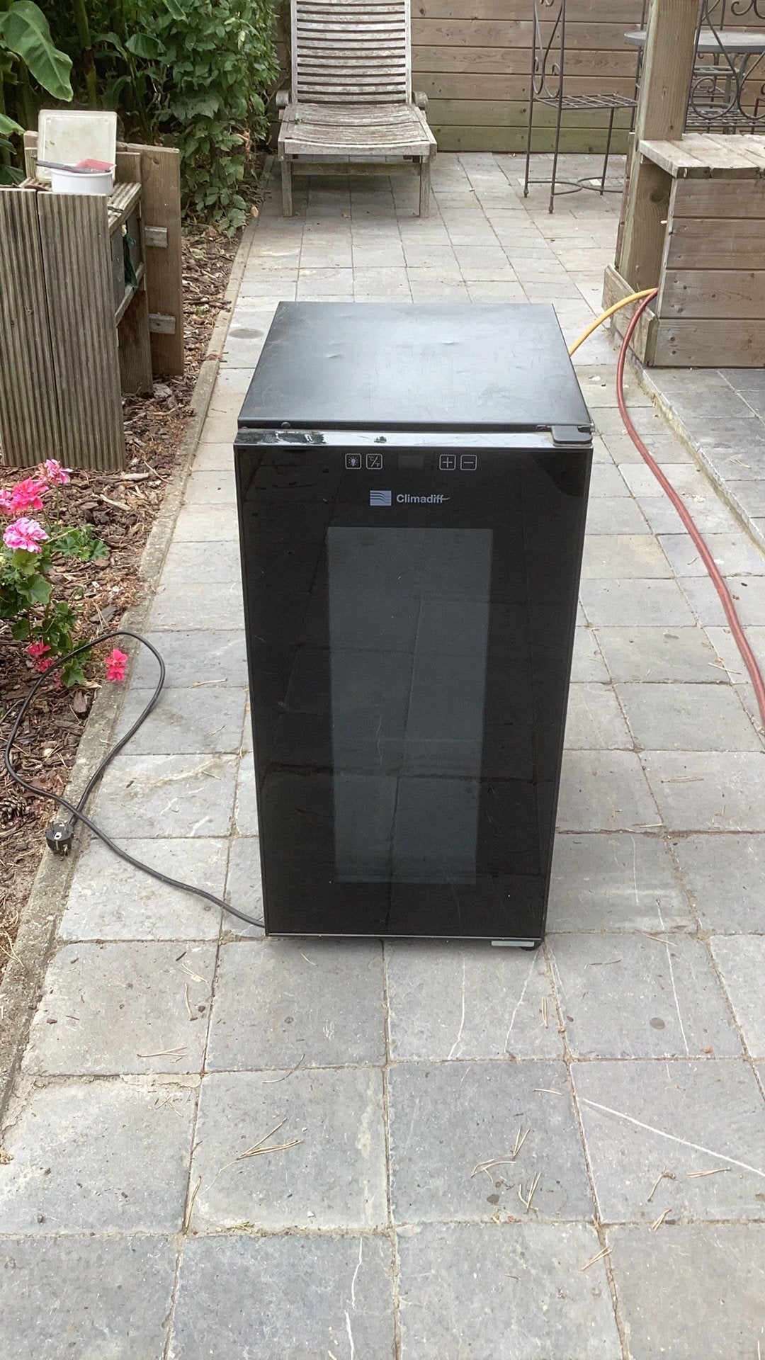 Wijnkoeler, Elektronische apparatuur, Ophalen, Zo goed als nieuw, Zonder vriesvak