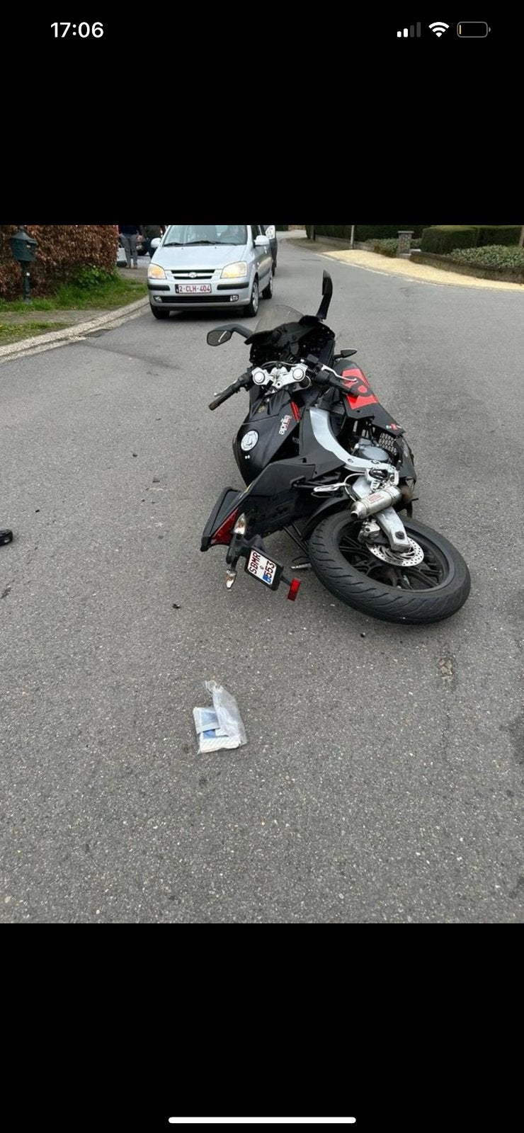 GEZOCHT: BROMMERS MET WERK derbi aprillia beta yamaha etc, Fietsen en Brommers, Ophalen of Verzenden, Zo goed als nieuw