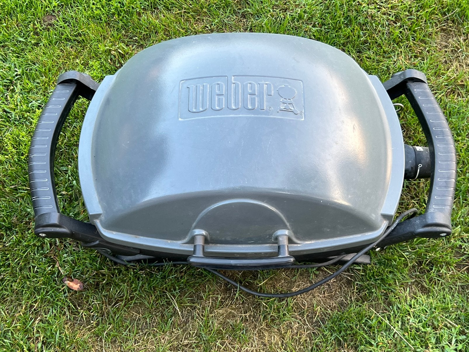 Weber electrische BBQ model Q240, Ophalen, Zo goed als nieuw