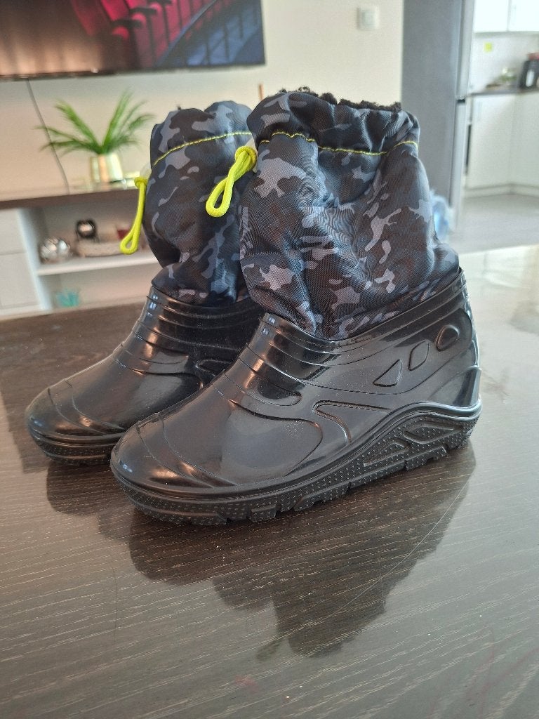 Regenlaarzen, Ophalen, Jongen of Meisje, Laarzen, Zo goed als nieuw