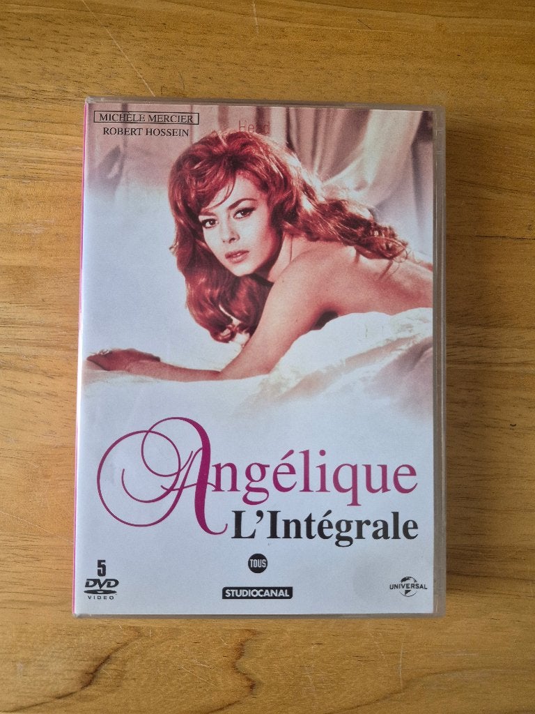 Coffret DVD intégrale Angélique (5 films), CD & DVD, Enlèvement, Français, Romance