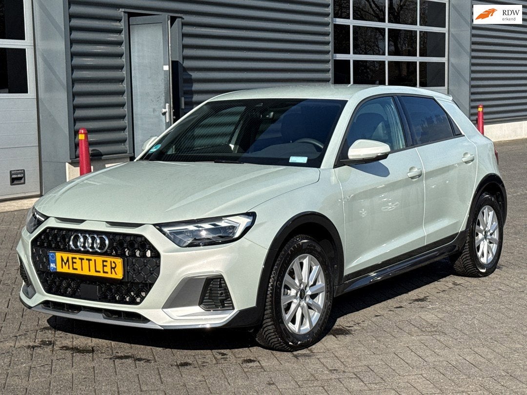 Audi A1 ALLSTREET 1.5 35 TFSI Advanced edition, camera, navi, Autos, Audi, Argent ou Gris, Achat, Entreprise, Entretenue par le concessionnaire