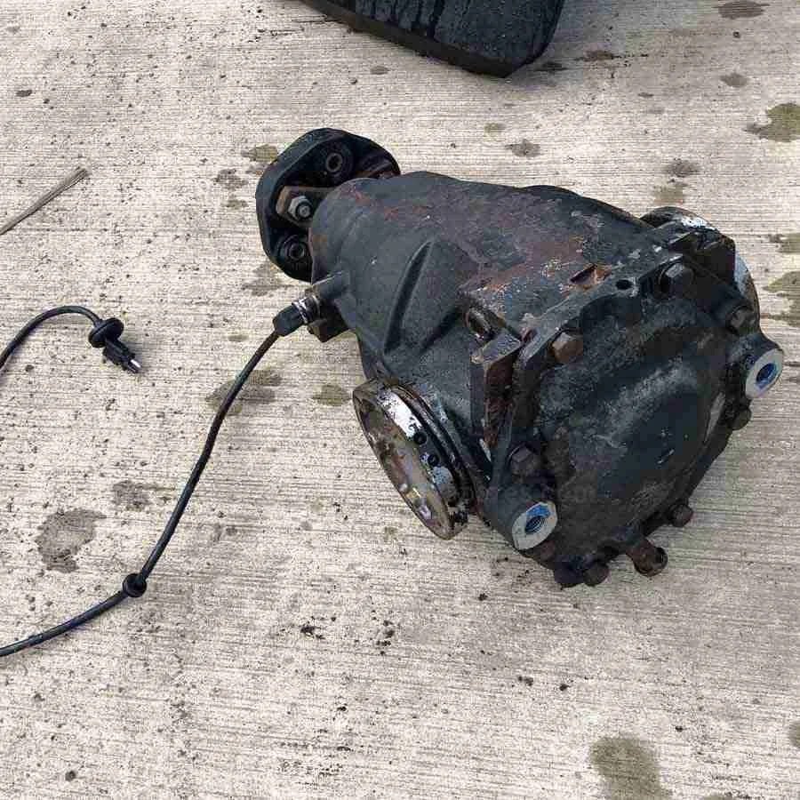 Bras oscillant Mercedes W124 (2.65), Enlèvement, Mercedes-Benz