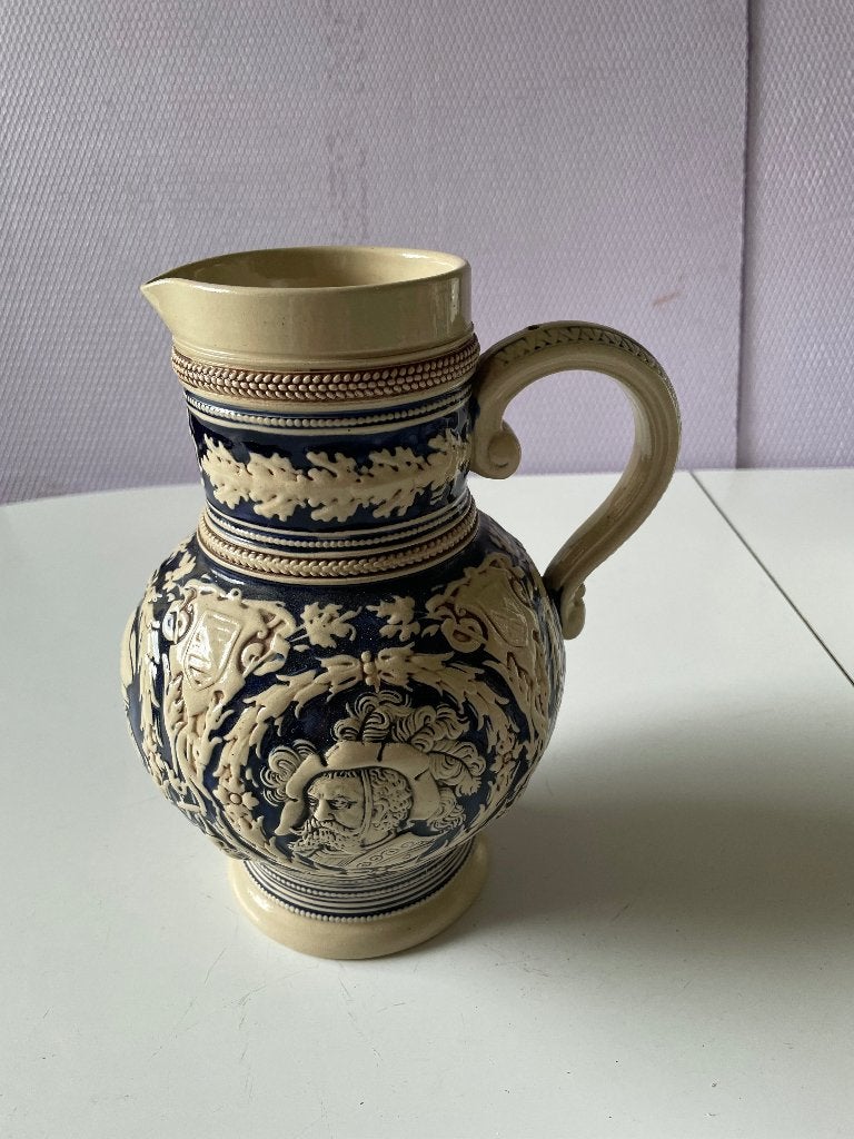 Oude bier-/wijnkan, Ophalen