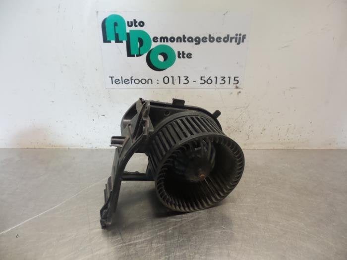 Moteur de ventilation chauffage d'un Renault Clio (Clio 2 01, Autos : Pièces & Accessoires, Autres pièces automobiles, Renault