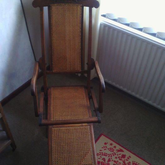 fauteuil  relax ancien en cannage et bois, Antiquités & Art, Enlèvement