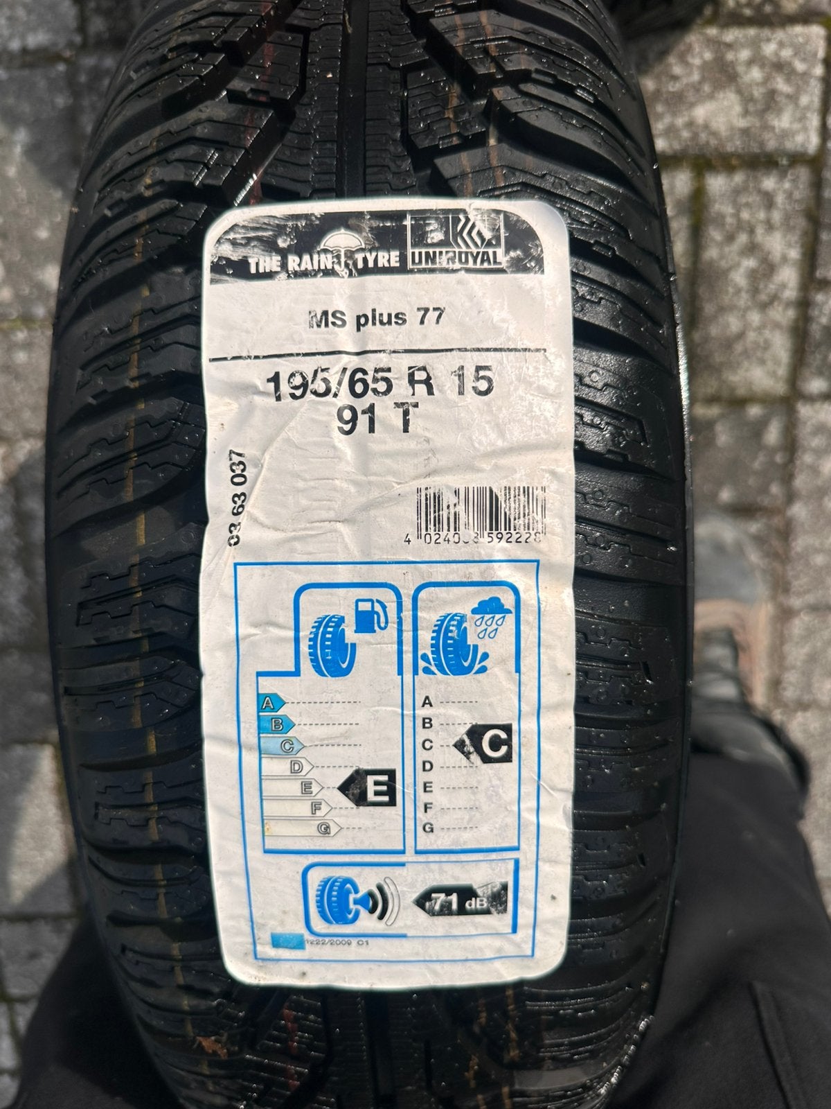 Uniroyal 195/65R15 91T, Enlèvement, Neuf