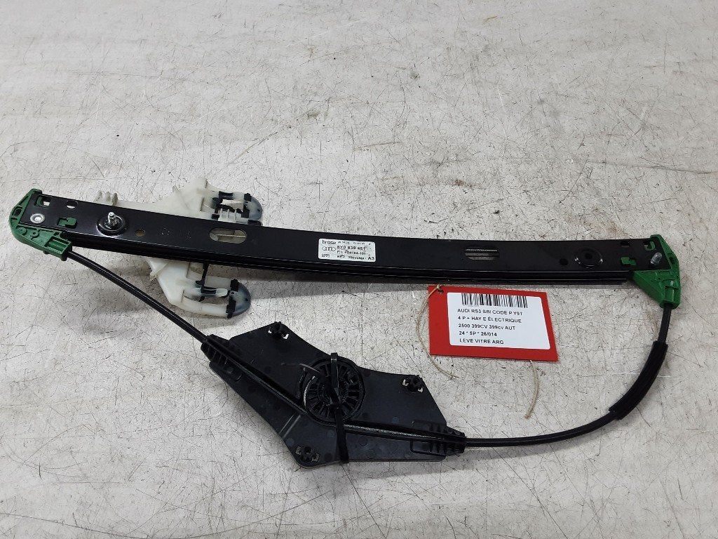 MECANISME VITRE ARRIÈRE GAUCHE Audi RS 3 Sportback (8YA), Mevr. I. Hauben, Audi, Utilisé, Rue de l'Espoir 34 34
4030  GRIVEGNÉE, BE