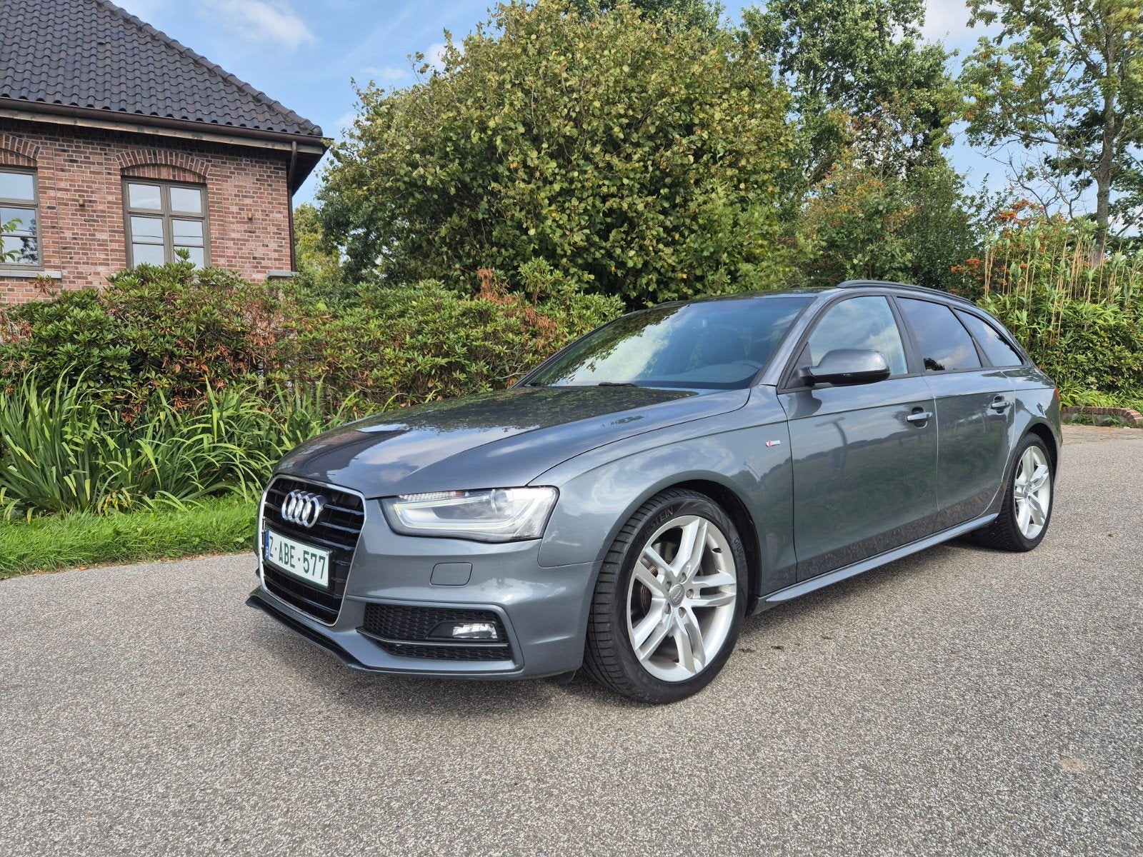 AUDI A4 S-LINE | EURO 6 | OPTION COMPLÈTE, Autos, Entreprise, Boîte manuelle, Noir, 5 portes