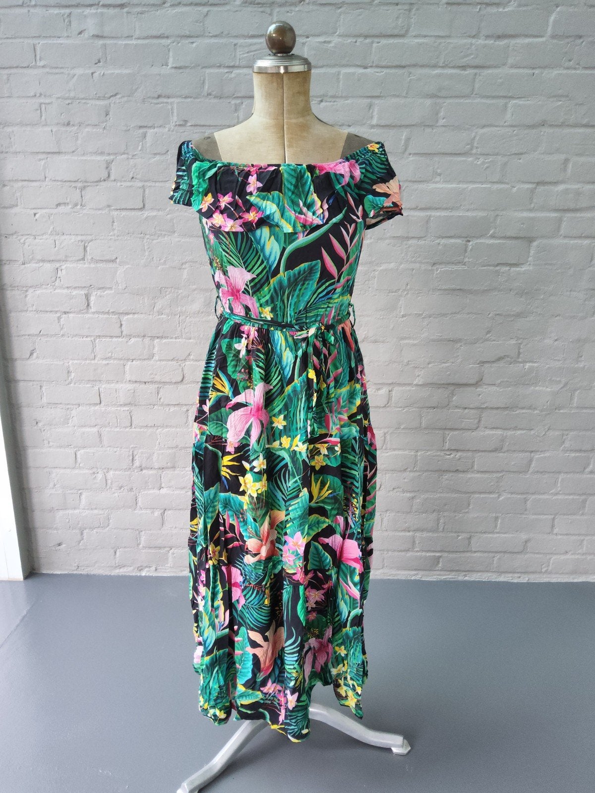 Robe longue Lolaliza 36, Vêtements | Femmes, Robes, Neuf, Enlèvement ou Envoi, Lola & Liza, Taille 36 (S)
