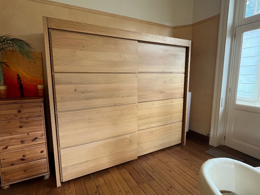 Meuble chêne clair 255 X 70 X 220 cm. Portes coulissantes, Antiek en Kunst, Antiek | Meubels | Kasten, Ophalen