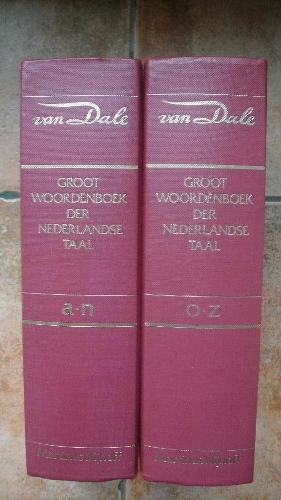 Groot Woordenboek der Nederlandse taal - van Dale, Ophalen of Verzenden, Gelezen, Van Dale