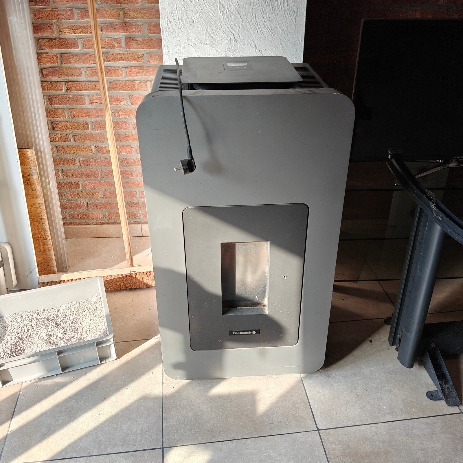 Le poêle à granulés Dietrich Quadralis PPA 8 - 8 kW -, Enlèvement, Poêle à granulés