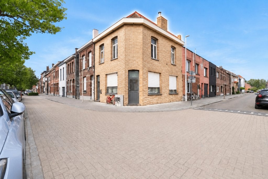 Maison à vendre à Schoten, Anvers — Spacieuse maison d'angle, 2900 Schoten, Province d'Anvers, 202 m², Jusqu'à 200 m²