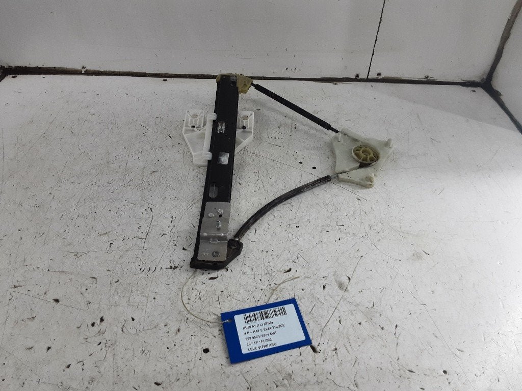 MECANISME VITRE ARRIÈRE GAUCHE Audi A1 Sportback (GBA), Mevr. I. Hauben, Audi, Utilisé, Rue de l'Espoir 34 34
4030  GRIVEGNÉE, BE