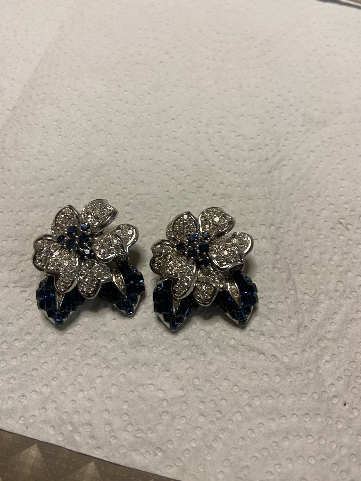 Boucles d'oreilles en argent avec pierres, Enlèvement, Comme neuf