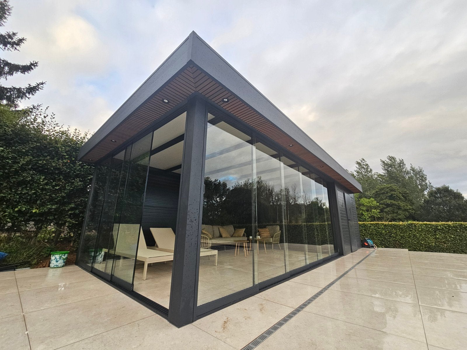 GEZOCHT: HUURWONING VOOR ONS GEZIN