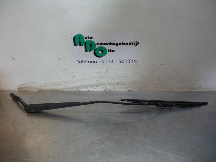 Bras essuie-glace avant d'un Ford Fiesta (Fiesta 02-), -, 3 mois de garantie, -, -