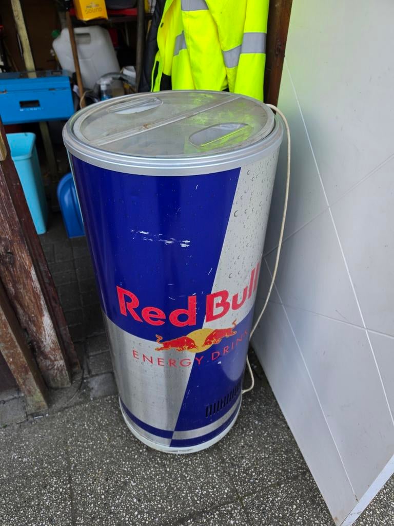 Redbull koeler, Ophalen, Gebruikt