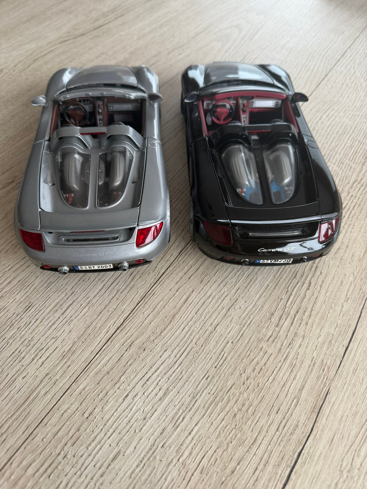 Porsche Carerra GT 1/18, Ophalen, Zo goed als nieuw