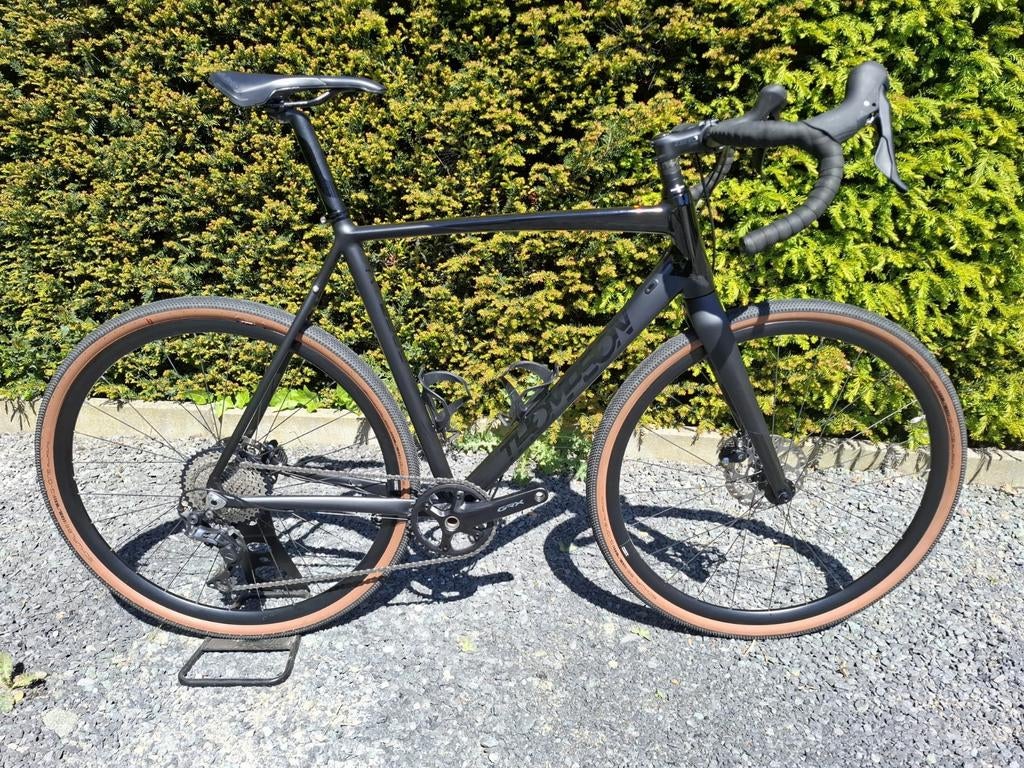 Vélo de gravel Thompson R-9500, Enlèvement