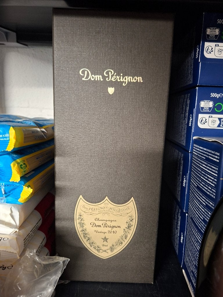Champagne, Collections, Enlèvement ou Envoi, Pleine, Comme neuf, Champagne
