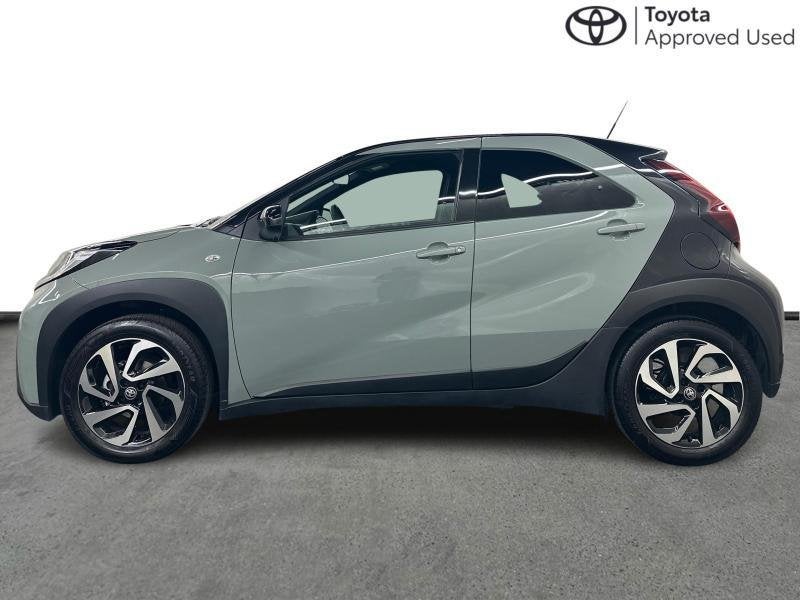 Toyota Aygo pulse CVT Automatic, Automaat, 72 pk, 5 deurs, https://public.car-pass.be/vhr/e135ea46-06cf-4cc0-a671-c2762f74155d